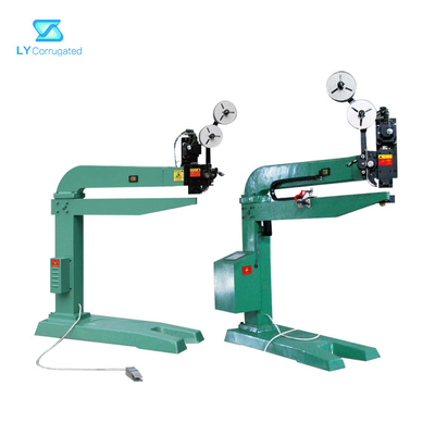 Máy làm hộp sóng bằng tay Máy khâu Kích thước tấm 1600mm